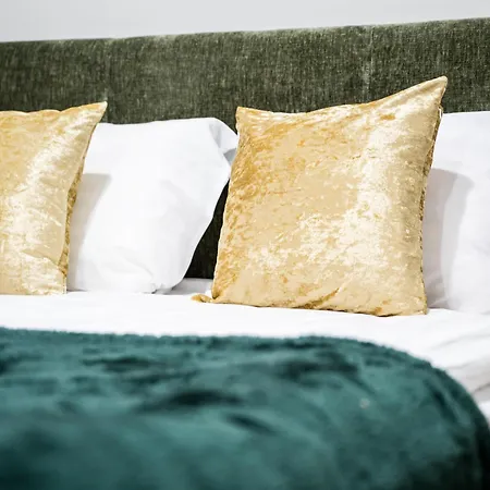 Apartament Airport-bus - 13 North - Family 9 *