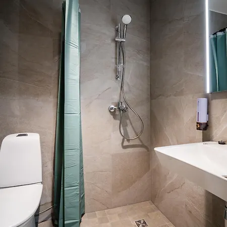 Airport-bus - 13 North - Family 9 Appartement *