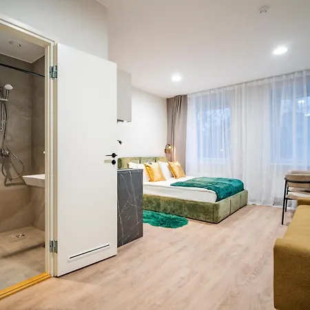 Apartment Airport-bus - 13 North - Family 9 *