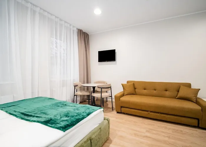 Airport-bus - 13 North - Family 9 Apartament