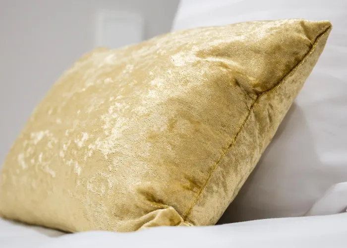 Airport-bus - 13 North - Family 9 Apartament