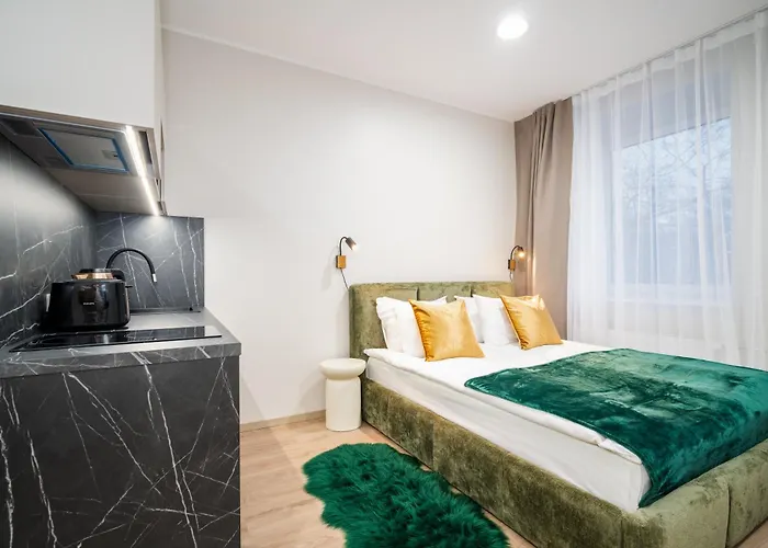 Airport-bus - 13 North - Family 9 Appartement *